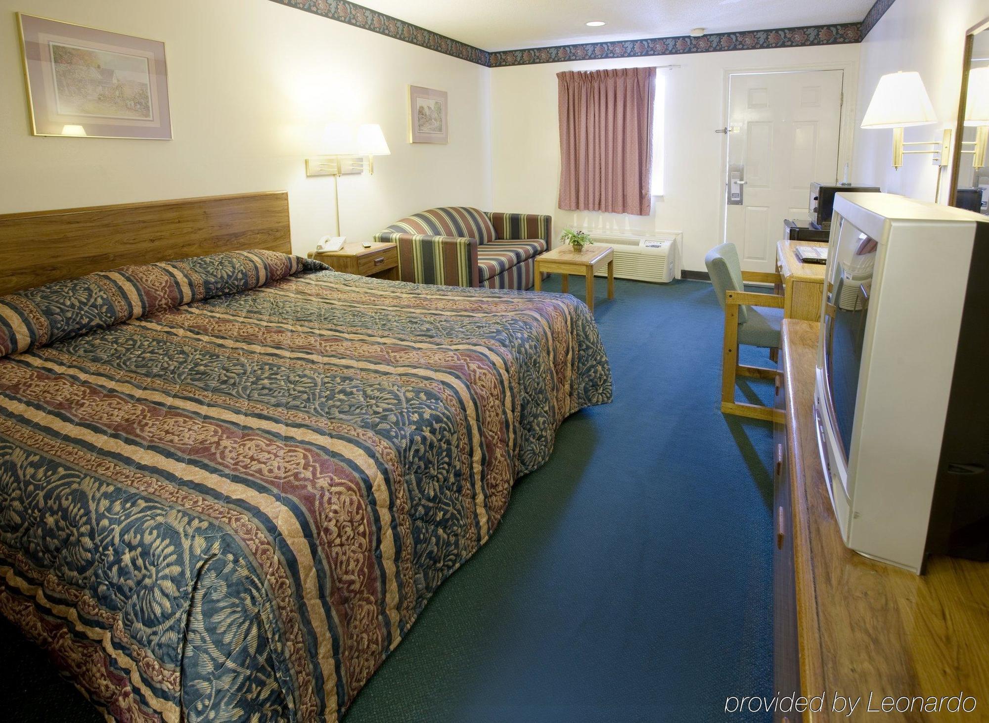 Hotel 6 Tn Lookout Mtn. 2*
